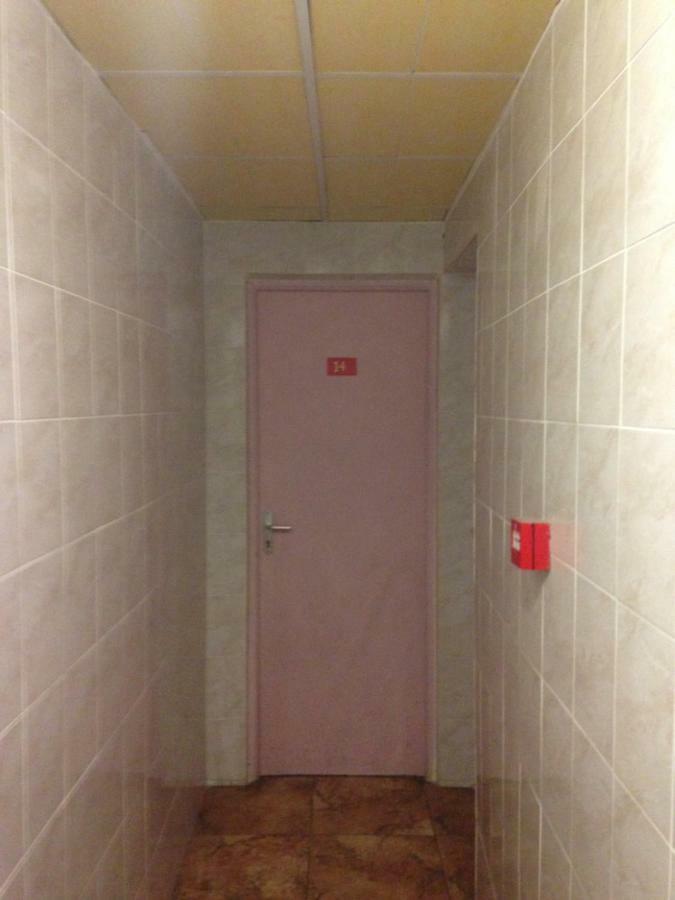 Hotel Cyrano Voltaire Paris Exteriör bild